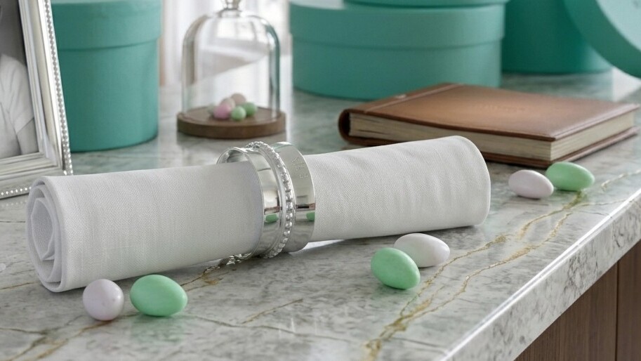 Timbale de baptême : cadeau d'orfèvrerie élégant et durable